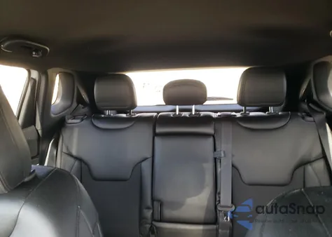 2024 Jeep Compass Latitude z USA, uszkodzony, nr VIN 3C4NJDBN3RT605181